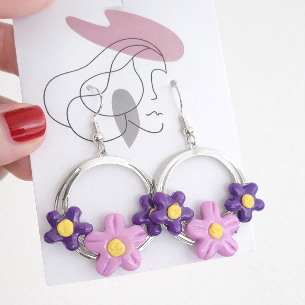 Beautiful floral-style silver earrings