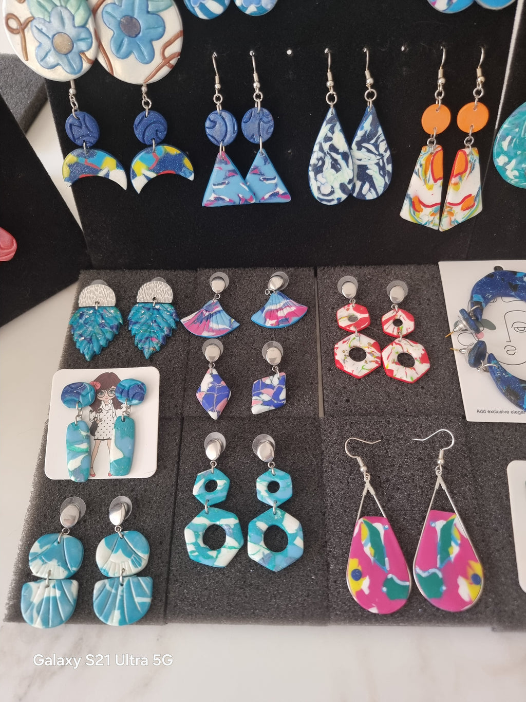 Modernos Pendientes de plata muy bonitos