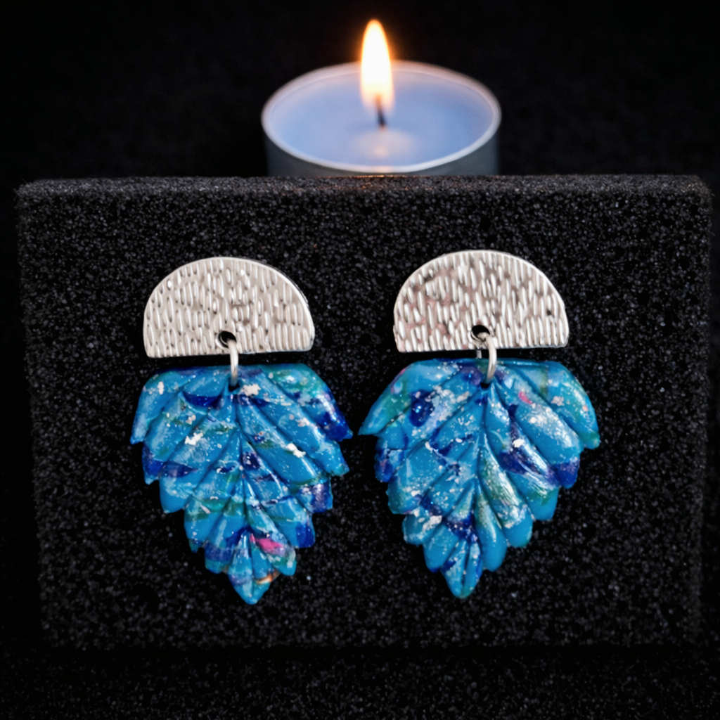Pendientes de plata de estilo artístico