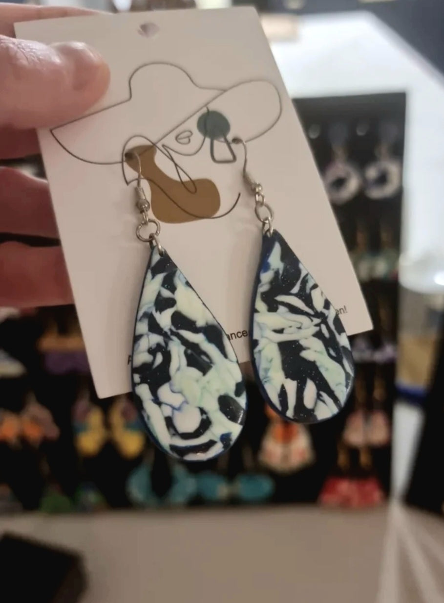 Modernos Pendientes de plata muy bonitos