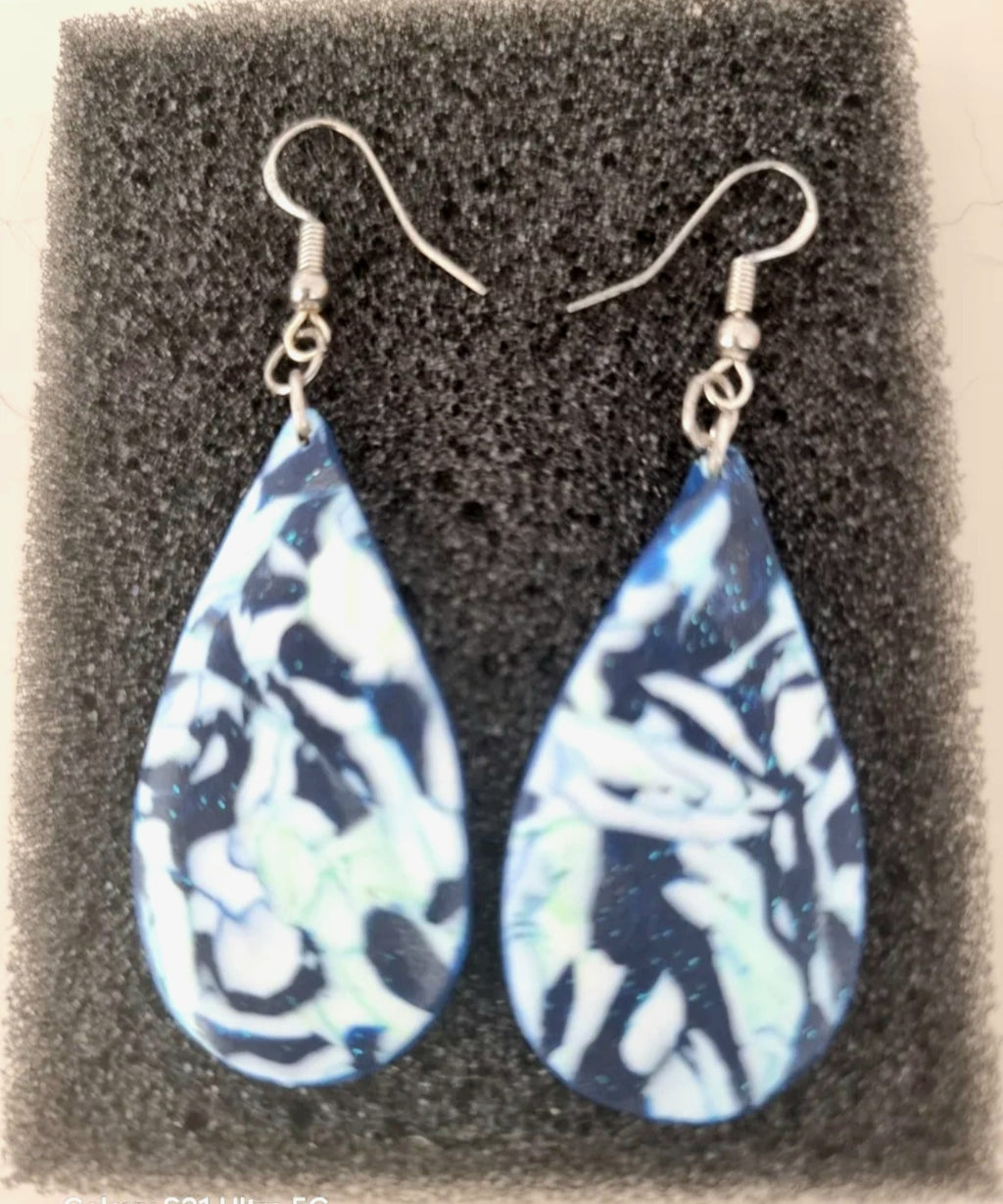 Modernos Pendientes de plata muy bonitos