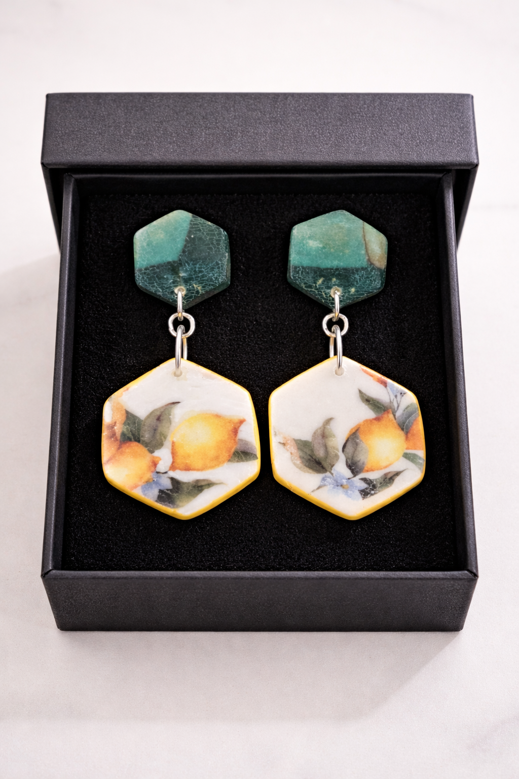 Pendientes de plata de diseño atemporal